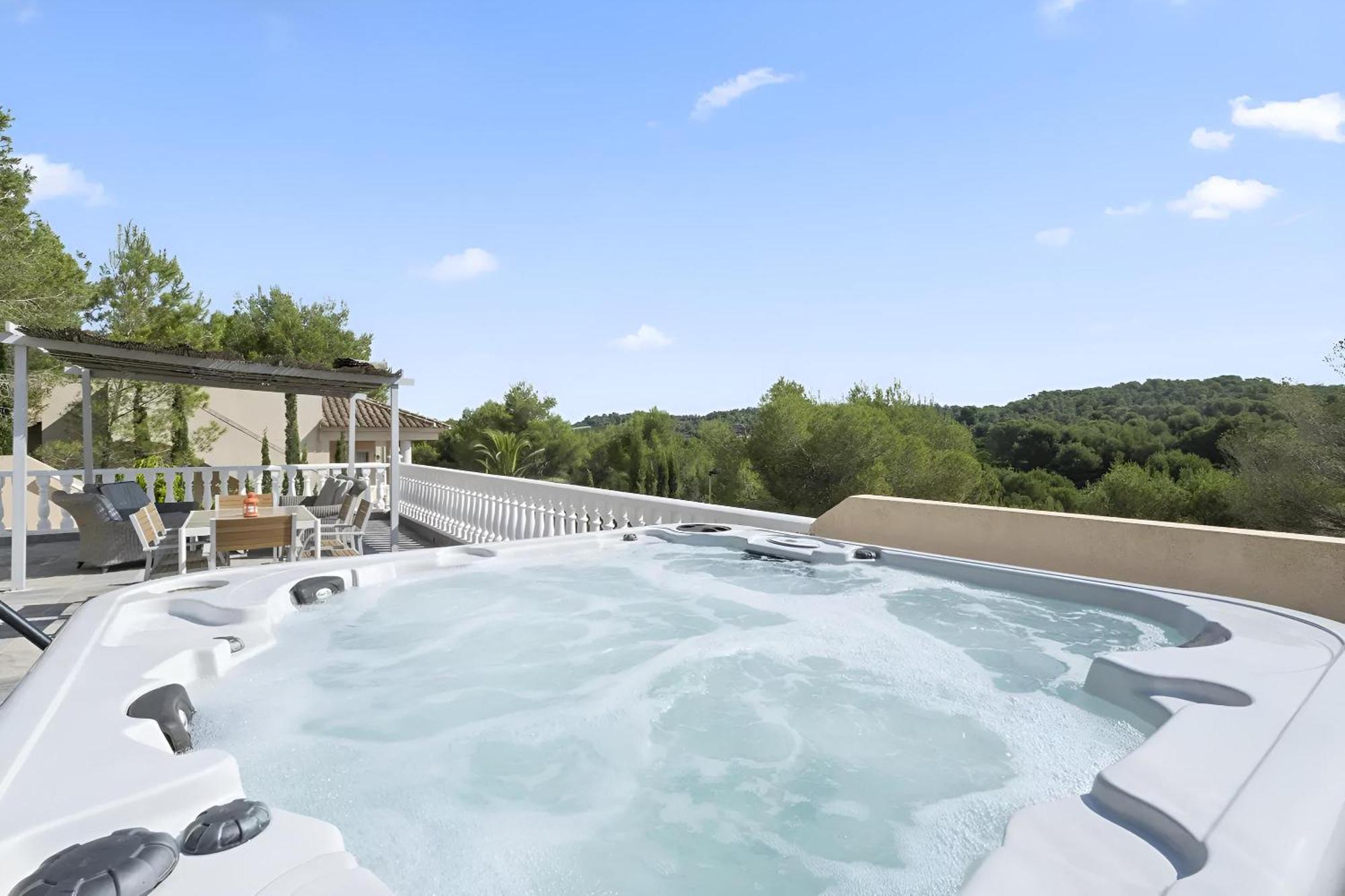 Villa Kip, Private Pool & Jacuzzi Surrounded By Nature Pinar de Campoverde エクステリア 写真